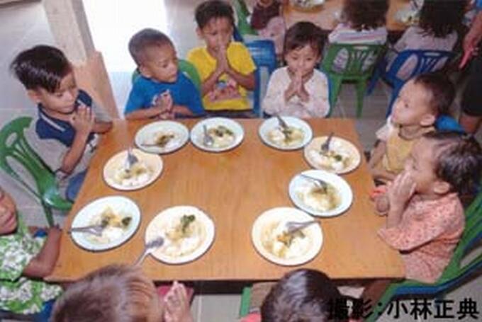 [幼い難民を考える会]の画像