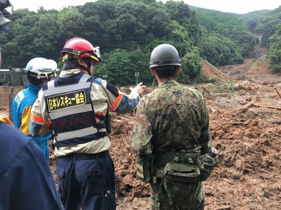 [【令和2年7月　九州南部豪雨災害支援】被災された方々への支援活動（日本レスキュー協会）]の画像