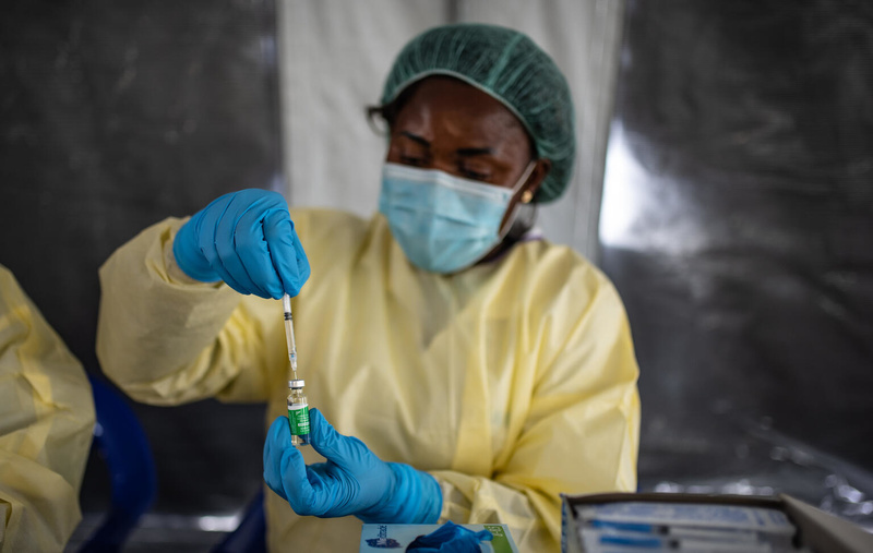[ワクチンを世界中の人々のもとへ 新型コロナウイルス緊急募金（日本ユニセフ協会）]の画像