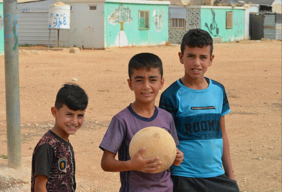 [ザアタリ難民キャンプで暮すシリアの子どもたちに、 継続した学びの機会を！]の画像
