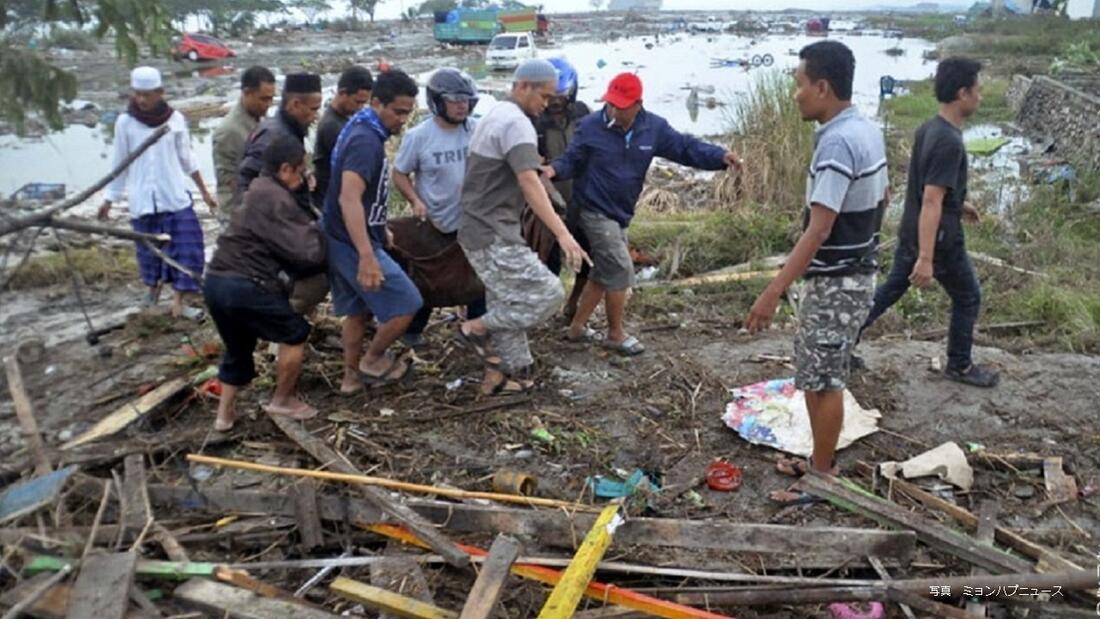 [【インドネシア スラウェシ島地震】被災者に毛布やマットレスなど支援物資を配布します（グッドネーバーズ・ジャパン）]の画像